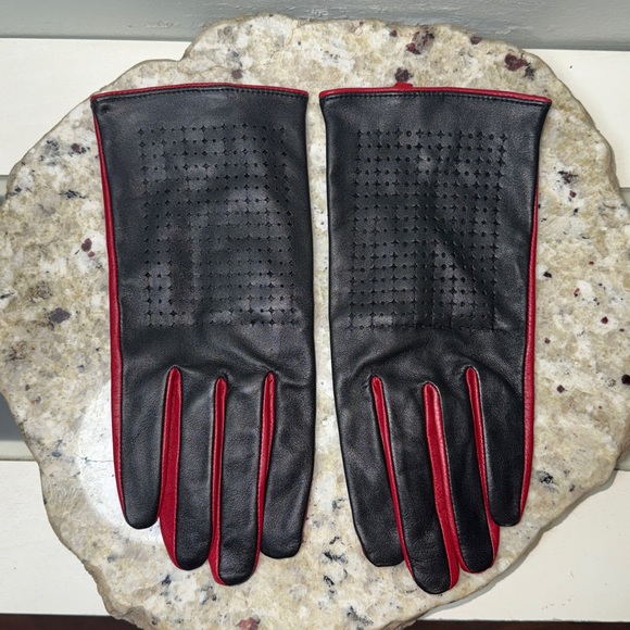 ECHO Black and Red Perforated Soft Buttery Leather Riding Gloves Size XL - Picture 2 of 16